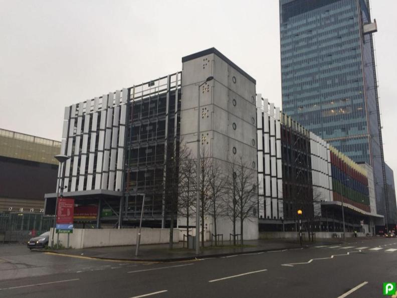 Luxury En-Suite Room Olympic Village In Shared Apartment ลอนดอน ภายนอก รูปภาพ